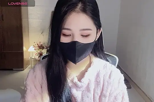    Daisy    online show from January 12, 4:01 pm