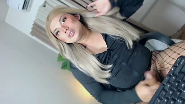 Samantha Millerxxx online show from March 12, 6:36 pm