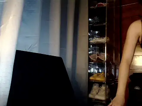 ladymiaxx online show from September 9, 3:55 pm