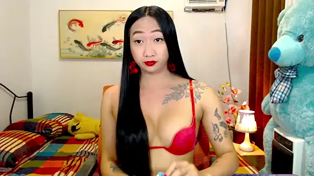 LovelyQueen69 online show from May 28, 8:00 am