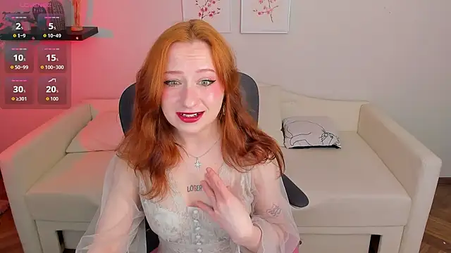 Snapshot of Violet_Griffen chatting on April 28, 3:17 pm Violet Griffen online show from April 28, 3:17 pm