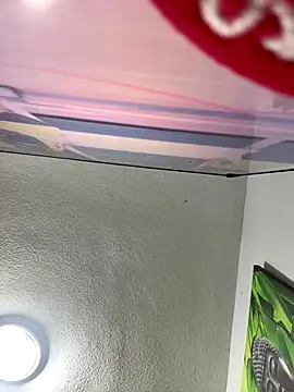 aavrdvh33 online show from December 15, 9:52 pm