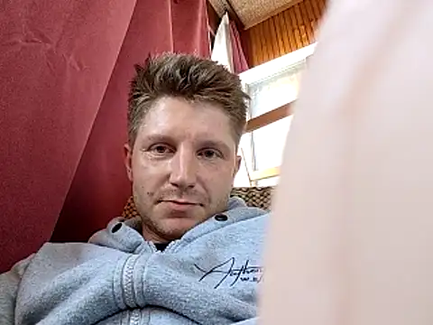 dirtyloud online show from May 2, 5:56 am