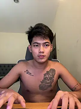 Snapshot of Prince_kiyoshi chatting on July 9, 11:25 am Prince kiyoshi online show from July 9, 11:25 am