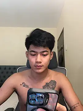 Snapshot of Prince_kiyoshi chatting on July 10, 8:33 pm Prince kiyoshi online show from July 10, 8:33 pm