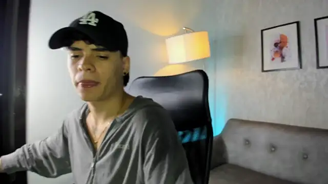 BenitoSaenz online show from October 25, 11:40 am