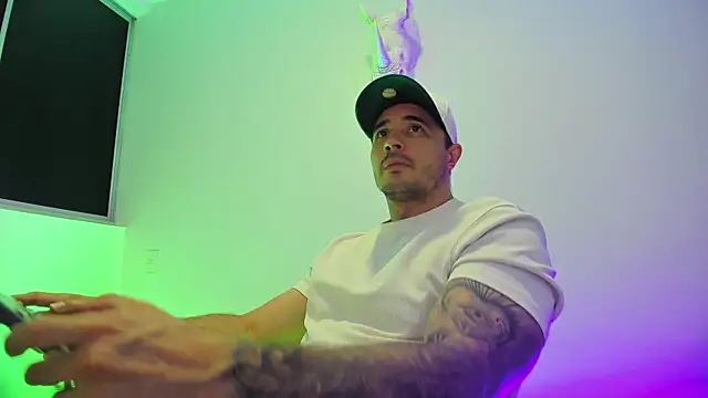 Snapshot of Dagoti chatting on February 14, 8:16 pm Dagoti online show from February 14, 8:16 pm