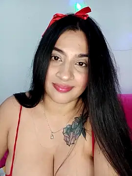 VALENTINA ROUSE  online show from April 18, 1:31 am