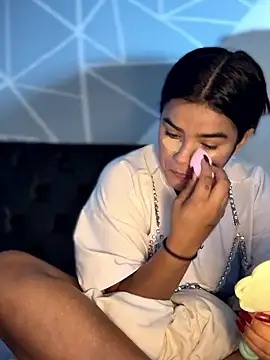 Kaily Sweet16 online show from January 10, 4:09 pm