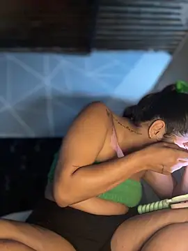 Kaily Sweet16 online show from April 13, 5:07 pm