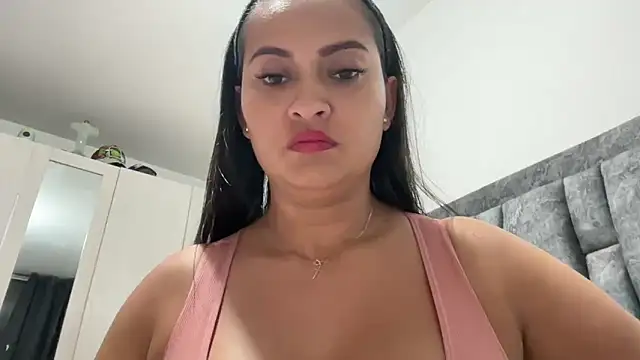 Snapshot of Sophia_copper chatting on September 23, 4:04 am Sophia copper online show from September 23, 4:04 am