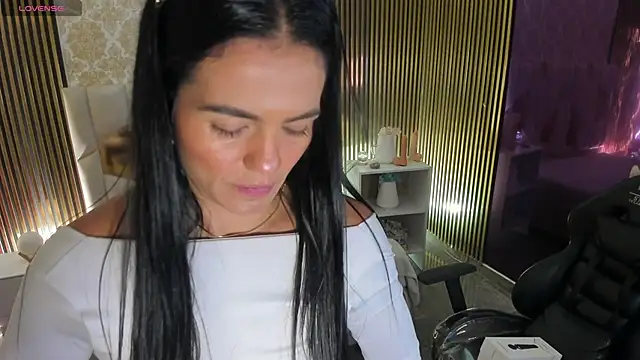 Rosalind tay online show from October 4, 11:41 am