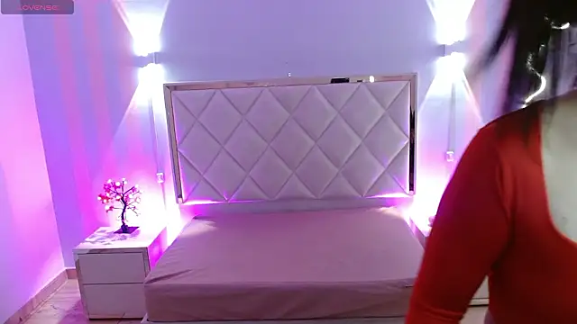 Rosalind tay online show from March 4, 11:16 am