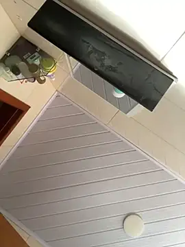 morenaluaa online show from November 18, 9:03 am