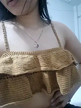 Snapshot of Suna_Lina chatting on September 20, 10:27 am Suna Lina online show from September 20, 10:27 am