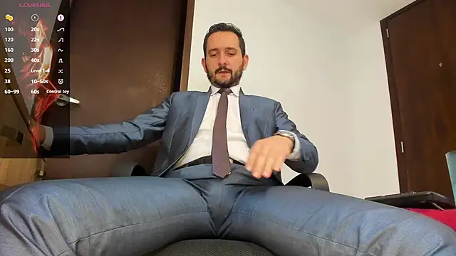 KarlBoss1 online show from September 19, 9:04 pm