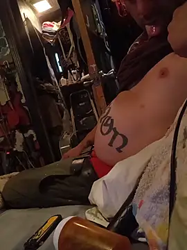 Twoslipperywhenwett online show from November 10, 4:50 pm