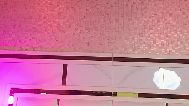 ambar rosse25 online show from November 16, 11:38 am