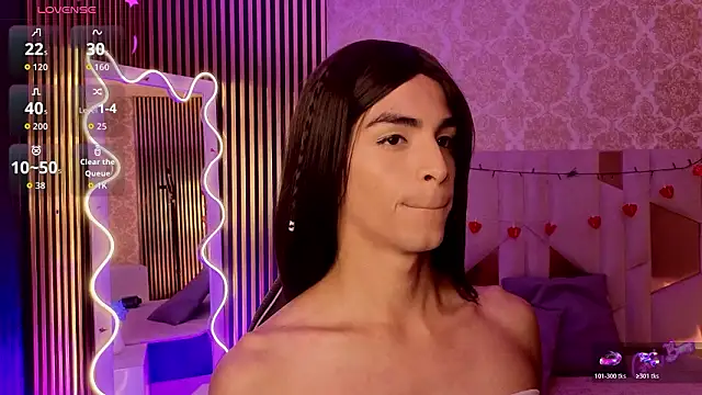 LIHIAN TAY online show from February 22, 12:26 pm