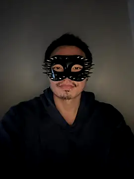 Snapshot of meme_n chatting on November 4, 8:24 am meme n online show from November 4, 8:24 am