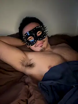 Snapshot of meme_n chatting on November 5, 7:30 am meme n online show from November 5, 7:30 am