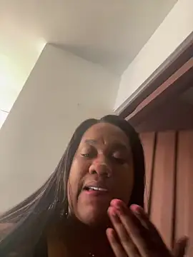 Snapshot of Sam_Blue chatting on May 9, 4:34 pm Sam Blue online show from May 9, 4:34 pm