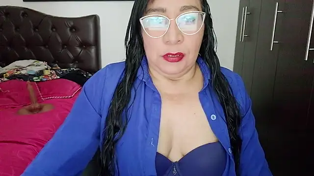 Snapshot of Grace_mature_milf chatting on June 25, 11:59 am Grace mature milf online show from June 25, 11:59 am