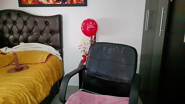 Snapshot of Grace_mature_milf chatting on July 9, 3:05 pm Grace mature milf online show from July 9, 3:05 pm