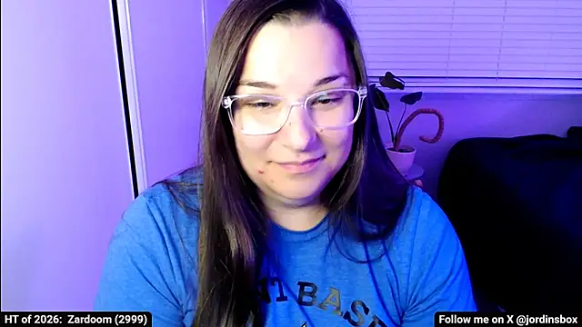 Snapshot of MoonBalloons chatting on March 22, 6:06 am MoonBalloons online show from March 22, 6:06 am