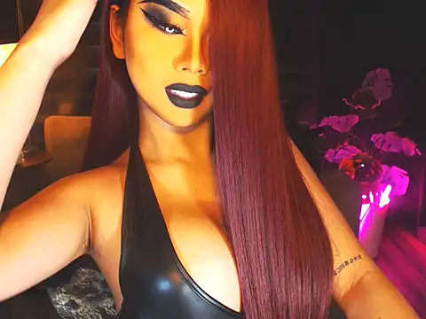 Snapshot of KarlaFrost chatting on June 22, 11:46 pm KarlaFrost online show from June 22, 11:46 pm