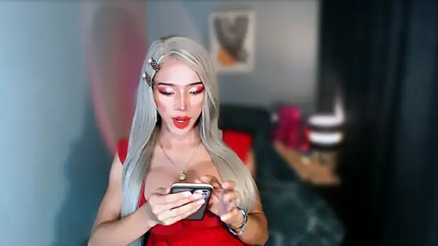 AiraCumSlut online show from May 15, 10:50 pm