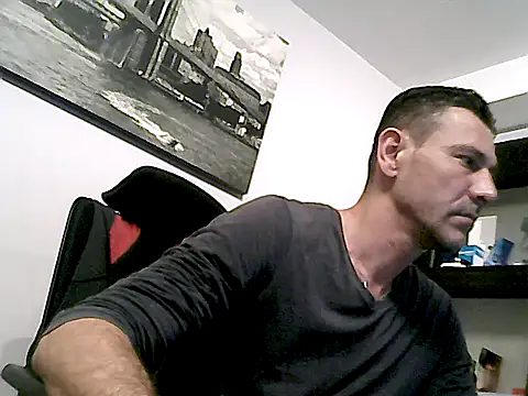 Snapshot of mastercharisma35 chatting on March 9, 4:44 pm mastercharisma35 online show from March 9, 4:44 pm