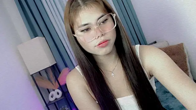 Snapshot of PrettyBlythes_TS chatting on March 6, 1:13 am PrettyBlythes TS online show from March 6, 1:13 am