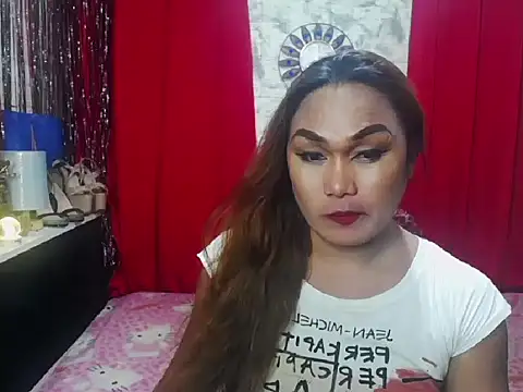 glamorousaMHARGA online show from October 31, 3:46 pm