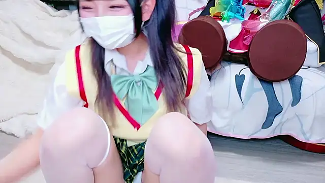 Snapshot of Hina-qp chatting on February 23, 9:17 am Hina-qp online show from February 23, 9:17 am