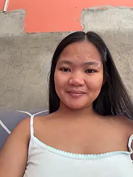 Snapshot of princess_janine chatting on June 20, 4:26 am princess janine online show from June 20, 4:26 am