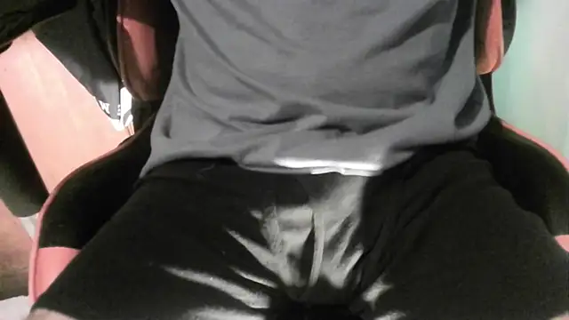 Skinny Longhair online show from January 15, 7:24 am