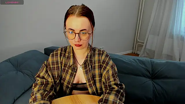 MewStella online show from April 15, 1:23 am