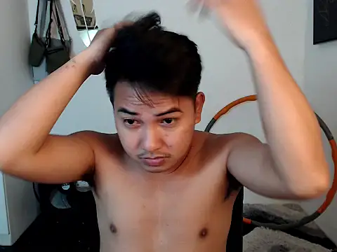 JboyGiant005 online show from October 20, 5:41 am