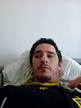 hugecock4u1990 online show from May 10, 3:28 pm