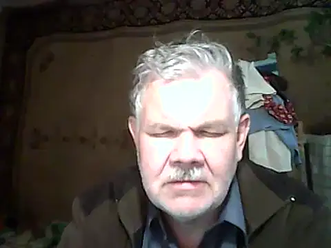 Snapshot of A1B3- chatting on October 10, 3:11 pm A1B3- online show from October 10, 3:11 pm