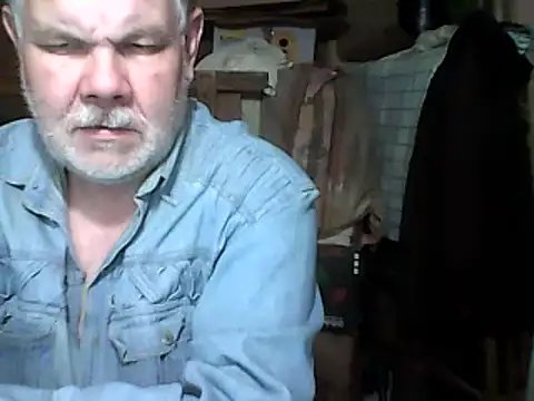 Snapshot of A1B3- chatting on October 20, 3:56 pm A1B3- online show from October 20, 3:56 pm