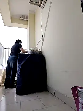 Snapshot of Mei-Mei89 chatting on January 18, 7:56 am Mei-Mei89 online show from January 18, 7:56 am