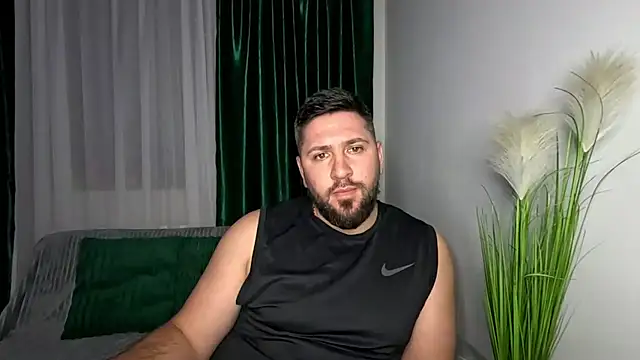 Snapshot of Gold_Alpha_Boy chatting on April 22, 7:59 pm Gold Alpha Boy online show from April 22, 7:59 pm