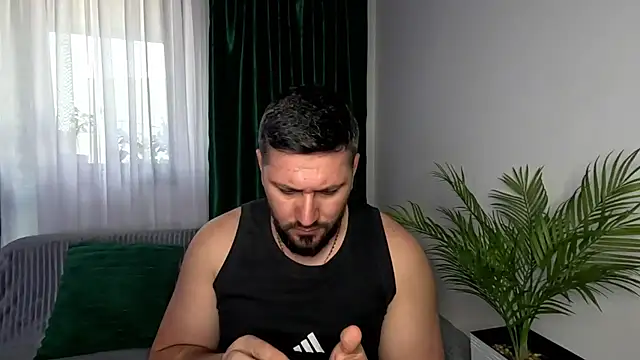 Snapshot of Gold_Alpha_Boy chatting on April 25, 4:26 pm Gold Alpha Boy online show from April 25, 4:26 pm