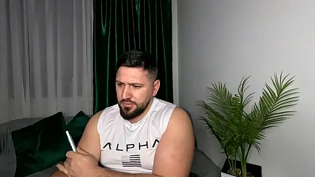 Snapshot of Gold_Alpha_Boy chatting on May 3, 7:31 pm Gold Alpha Boy online show from May 3, 7:31 pm