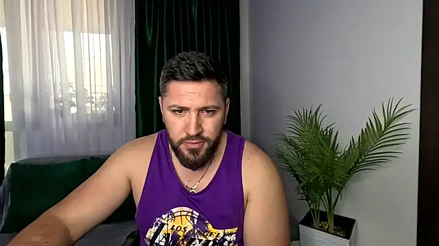 Snapshot of Gold_Alpha_Boy chatting on May 8, 2:44 pm Gold Alpha Boy online show from May 8, 2:44 pm