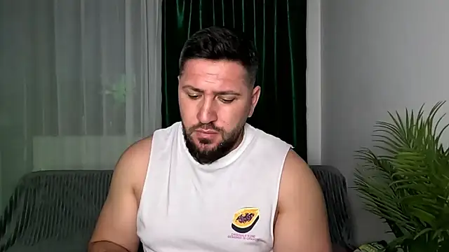 Snapshot of Gold_Alpha_Boy chatting on May 11, 6:05 pm Gold Alpha Boy online show from May 11, 6:05 pm
