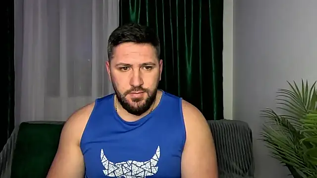 Snapshot of Gold_Alpha_Boy chatting on May 14, 7:20 pm Gold Alpha Boy online show from May 14, 7:20 pm