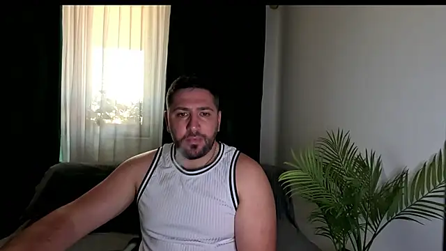Snapshot of Gold_Alpha_Boy chatting on June 9, 3:18 am Gold Alpha Boy online show from June 9, 3:18 am